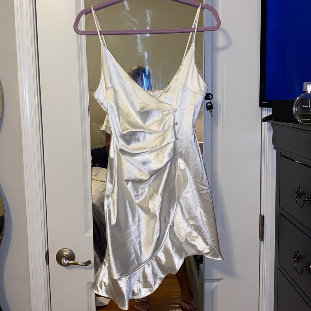 White Single Ruffle Flap Dress